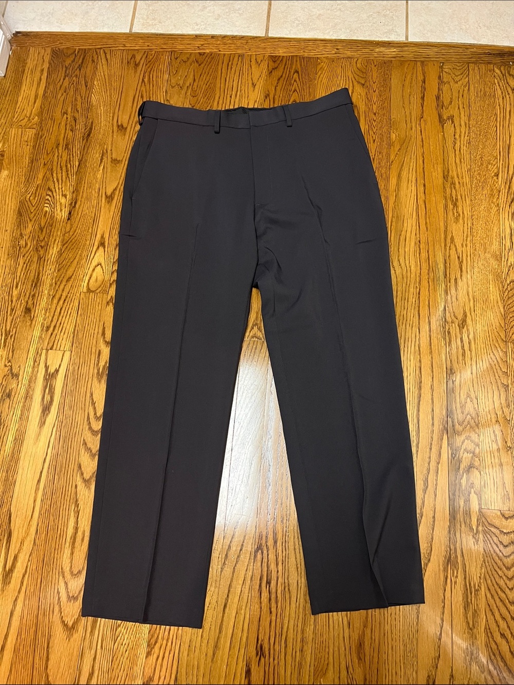 Haggar Men's Grey Dress Pants - Pleated Front 36/30